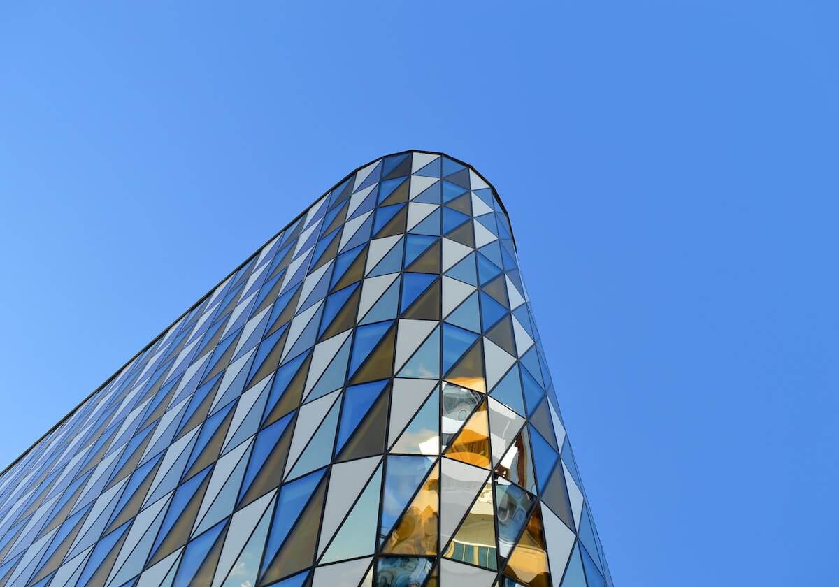 开云体育下载-LCK:Faker塞拉斯三杀游龙,T1中路团0换4大胜HLE