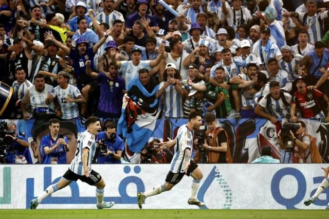 1669498183330032902.jpg FihL8BxXwAIVe0W.jpg